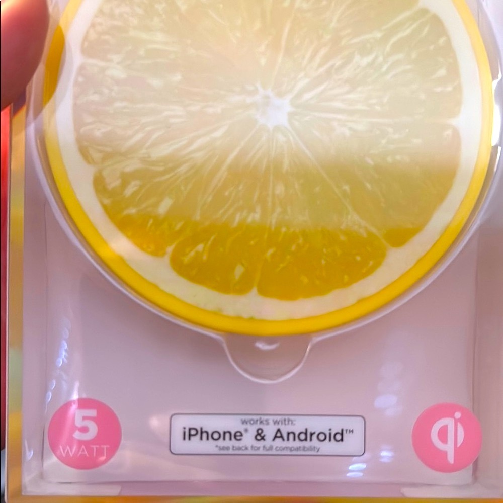 Lemon Wireless Charging Pad - Picture 3 of 4
